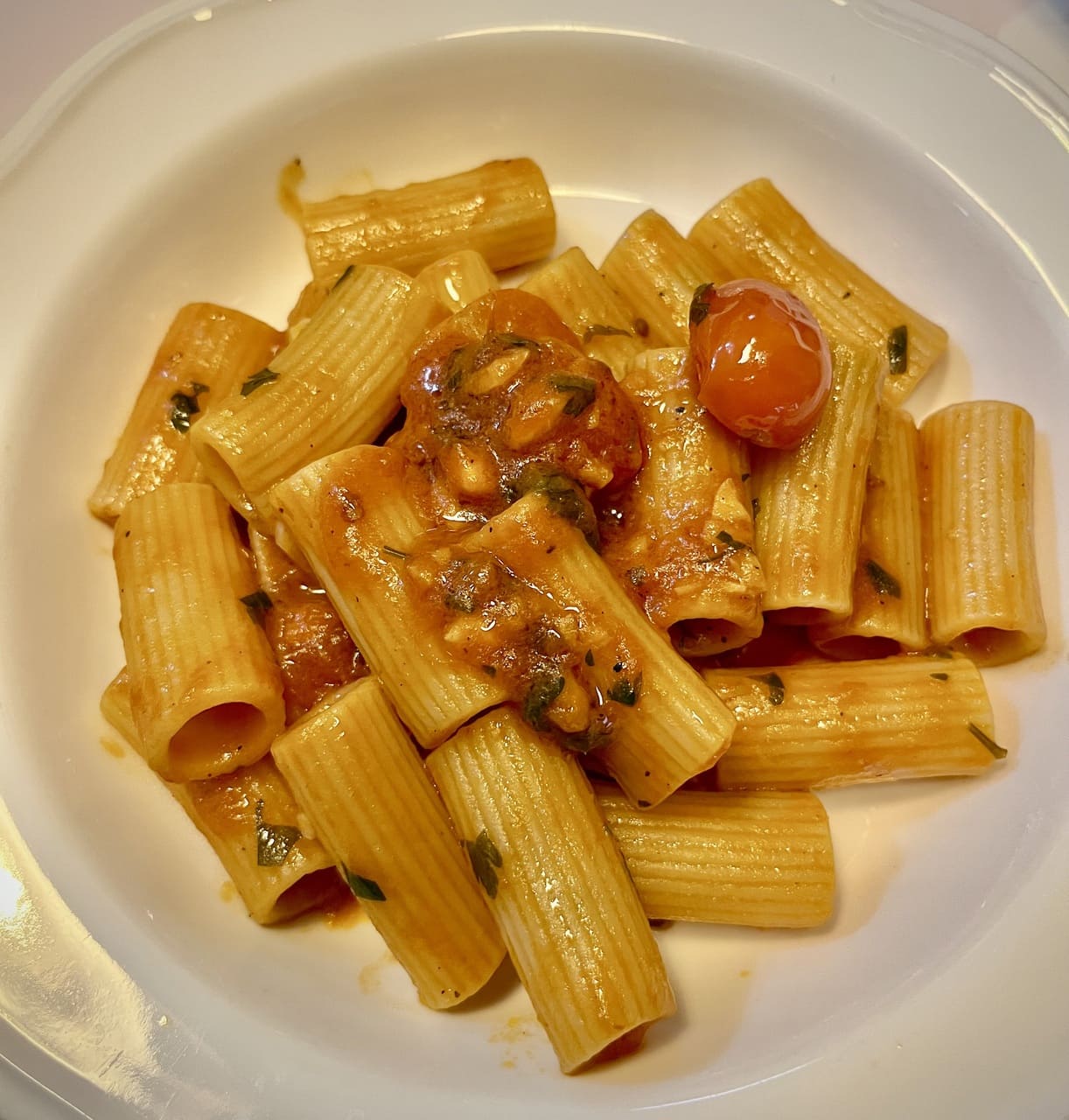 리가토니 아라비아따 (Rigatoni all’Arrabbiata)